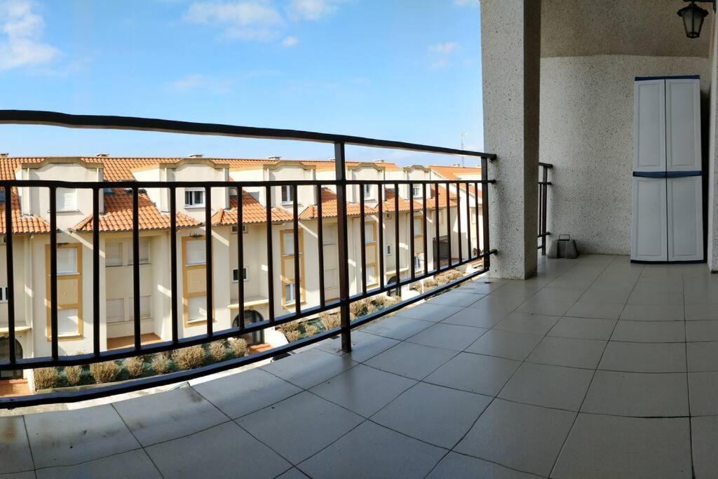 Iaros El Coto Apartment โมโกร ภายนอก รูปภาพ